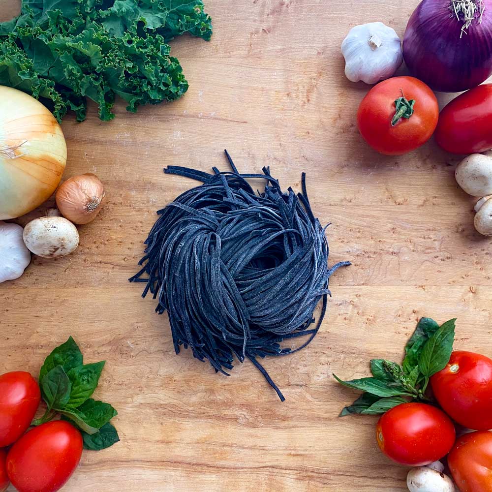 Black Squid Ink Linguine, 1 lb