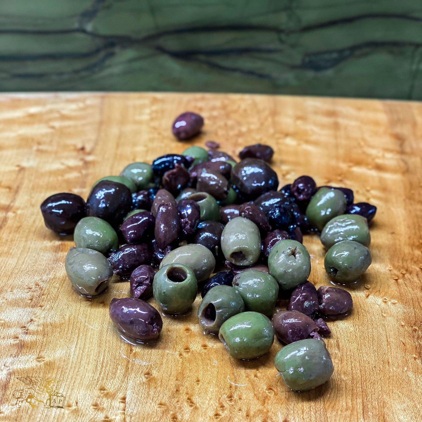 Pitted Mixed Olives